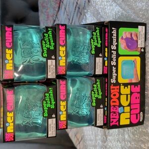 Blue NeeDoh nice Cube
